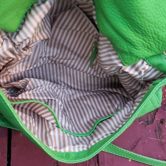 Kate Spade Satchel - Picture 3 of 10